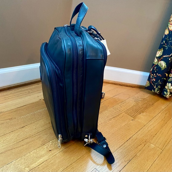 NWT Cole Haan Genuine Black Leather Computer Brief/Backpack - Picture 4 of 12